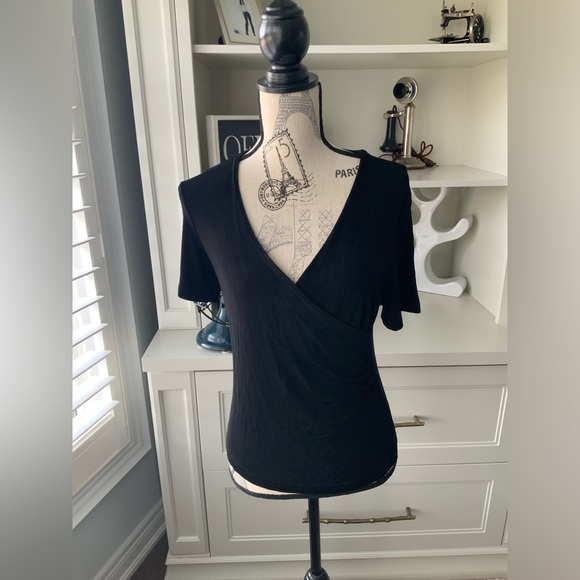 Vintage 90’S WESTERN COLLECTION Black Crossover V-Neck Short Sleeve shirt SZ M - Picture 2 of 14